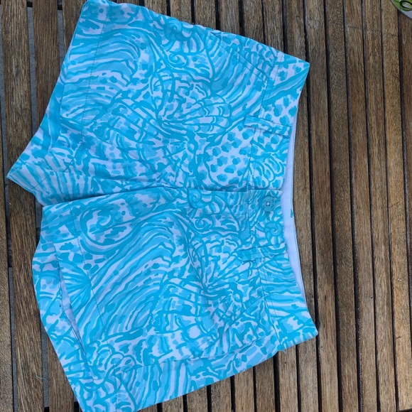 Lilly Pulitzer Shorts - Picture 1 of 2